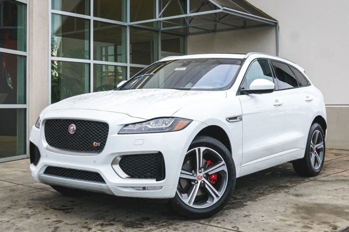 Jaguar F-Pace