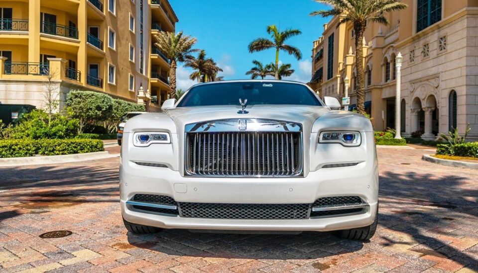 Rolls Royce Dawn White
