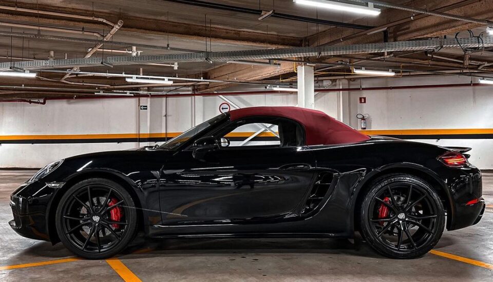 Porsche 718 Boxster Black