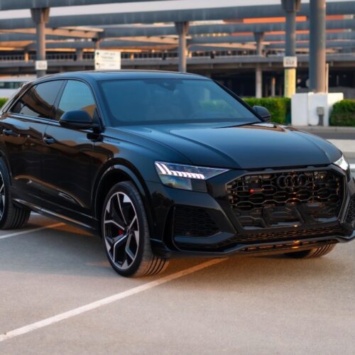 Audi RSQ8