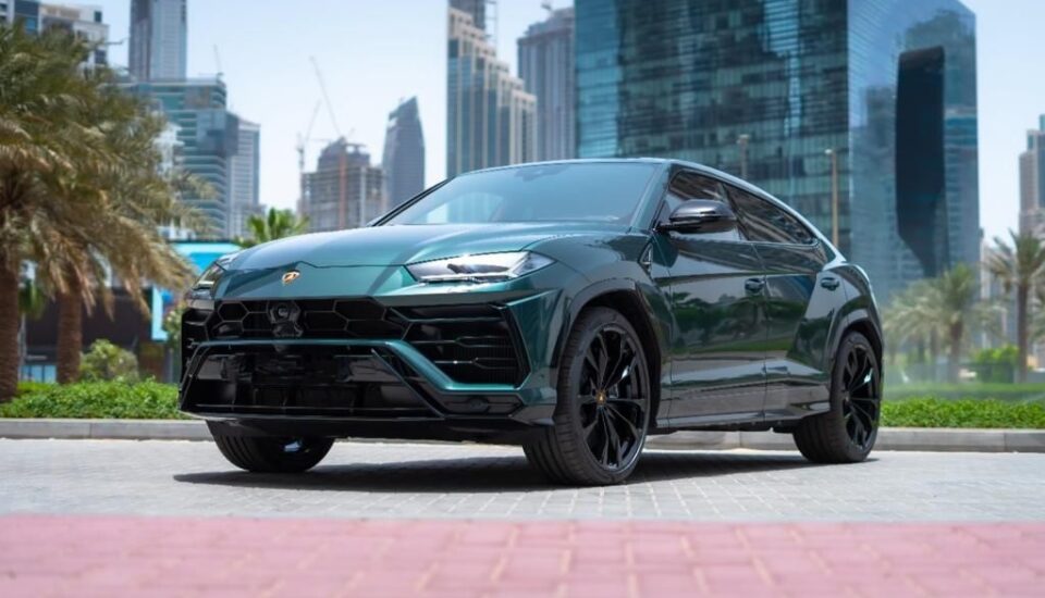 Lamborghini Urus Green