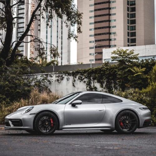 Porsche 911 Carrera GTS