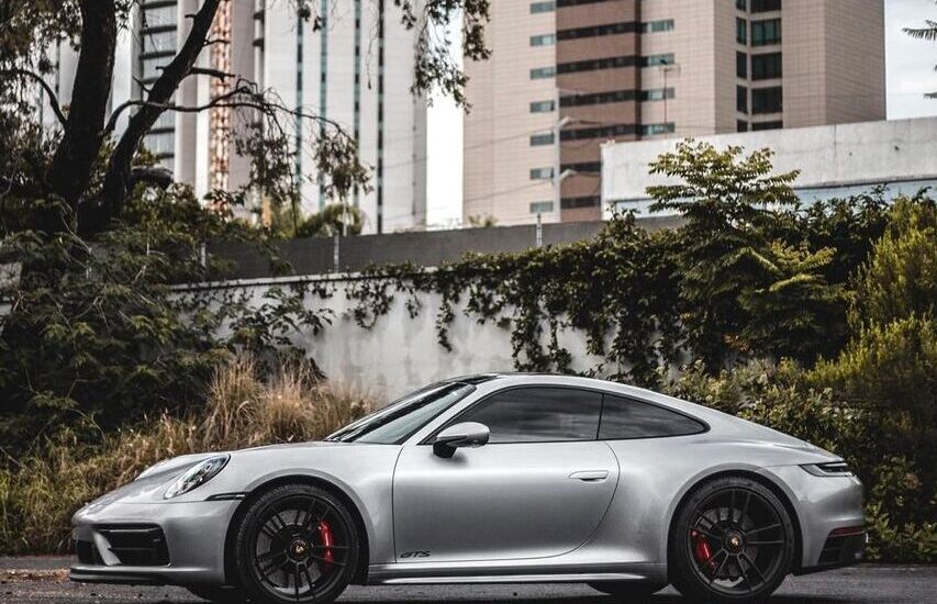 Porsche 911 Carrera GTS