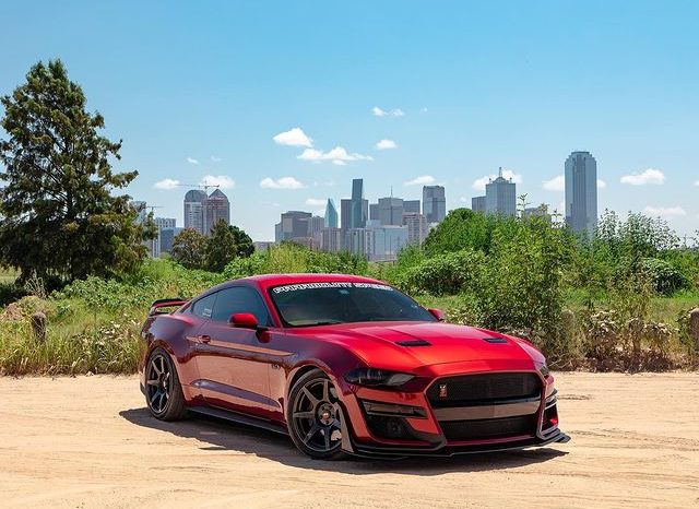 Ford Mustang V8 Convertible