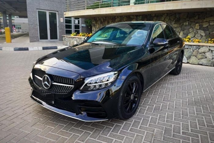 Mercedes C300 Black