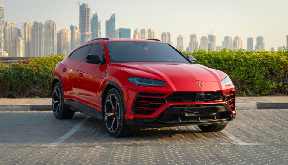 Lamborghini Urus Red