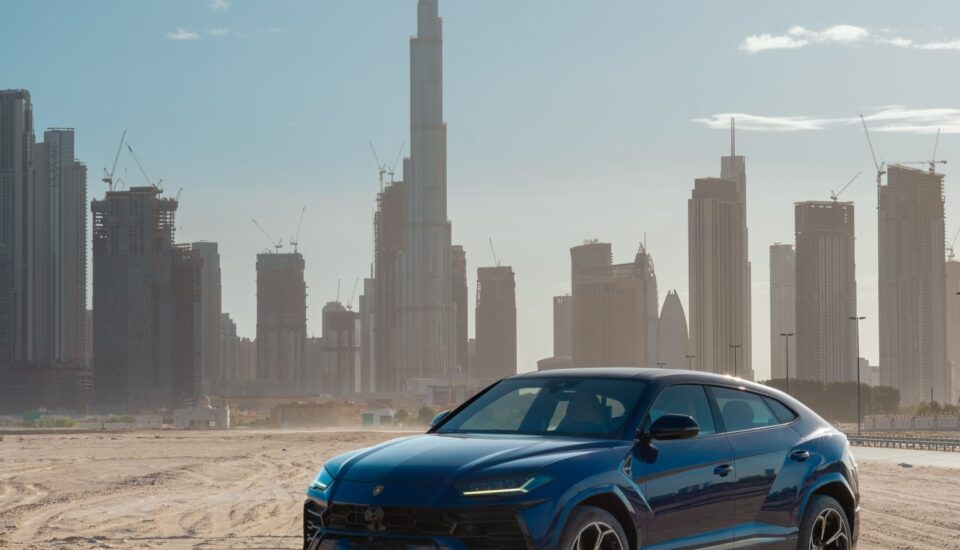 Lamborghini Urus Blue