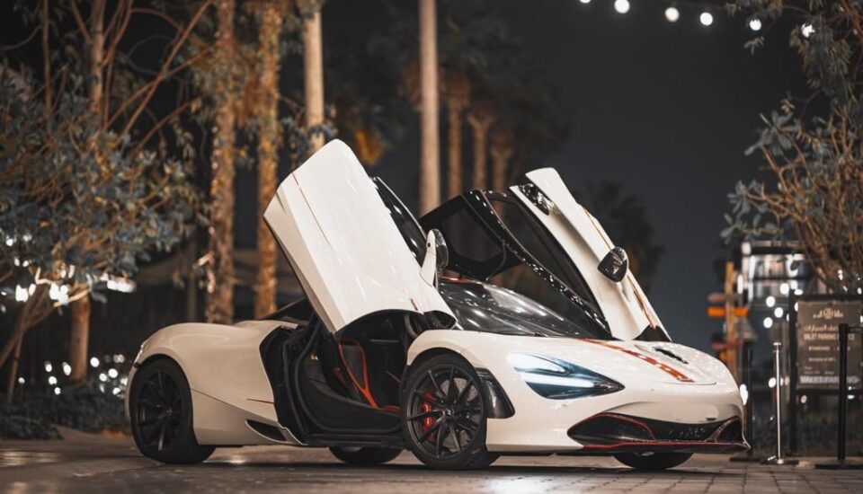 McLaren 720s Spider White