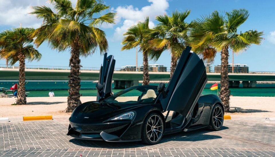 McLaren 570S Spider Black