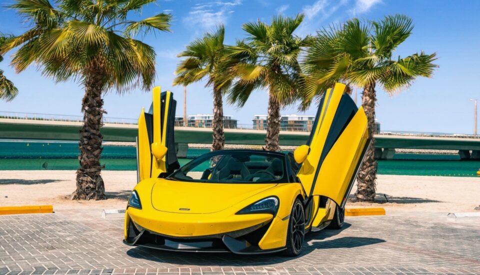 McLaren 570S Spider Yellow