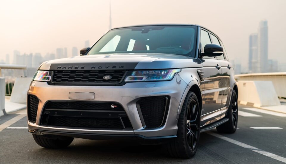 Range Rover SVR Brown